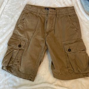 American Eagle cargo shorts size 28